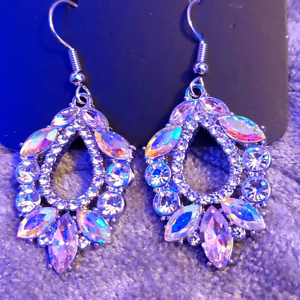 Blue Iridescent Necklace Earrings Holographic Set - Picture 7 of 17